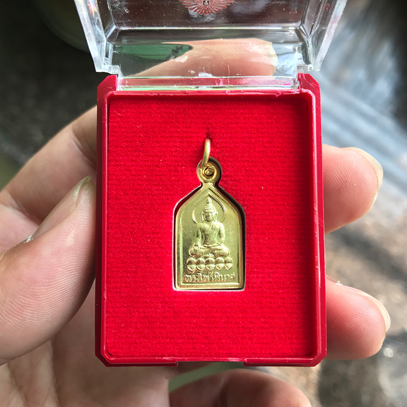 Su Su Thai Buddhist brand Monk King Temple Chongdi plays mini Pilibina to help fortune have power and wealth