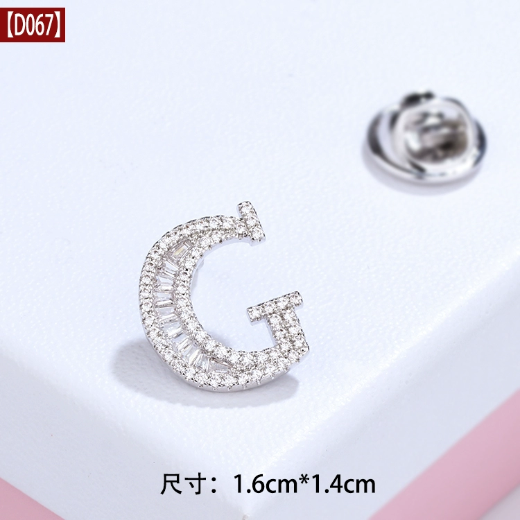 Thời trang Hàn Quốc zircon ABCD chữ với trâm nữ chống ánh sáng pin mini cổ áo pin khóa ngựa kim - Trâm cài