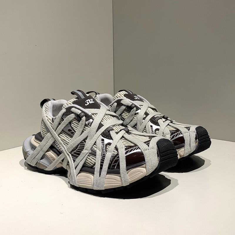 2026 Paris Dad Shoes for Women, Thick-Soled Height-Increasing Retro Distressed Runway Style Couple's Spider-Man Sports Casual Shoes for Men