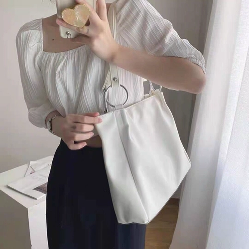 Модная демисезонная сумка через плечо, подходит для студента