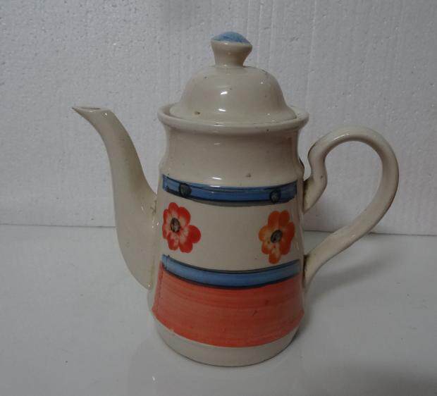 Old Teapot 90s Creative Cold Water Pot Ceramic Pot Cold Water Pot Hand-painted Creative Flower Tea Pot Nostalgic Collection Antiques