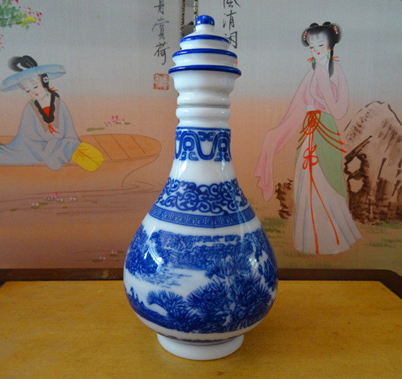 Hot selling wine bottle wine version vase collection of green flower porcelain small wine bottle Qingming Upper river real photo beautiful items intact
