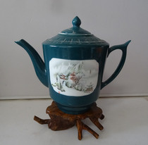 The old teapot of the Cultural Revolution green glaze white landscape the pot the pot the whole body the real photo bag the old antique ornaments