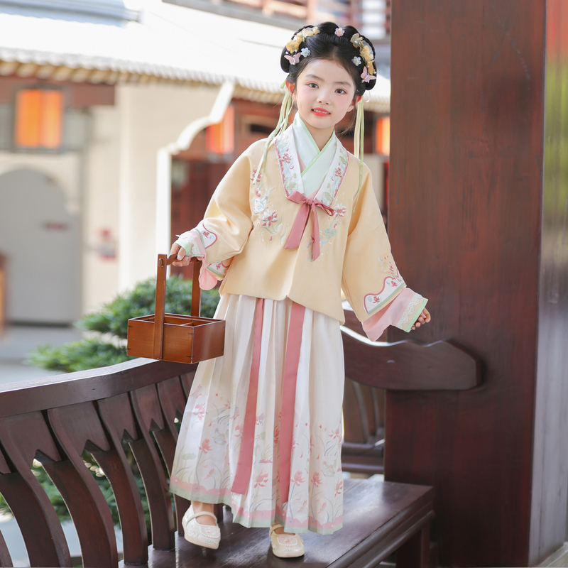 Girls' Spring and Autumn Children's Ming Dynasty Hanfu Three-Piece Set 2026 New Style Little Girls' Ancient Style Tang Suit Loose and Easy to Wear Version Girls' Spring and Autumn Children's Ming Dynasty Hanfu Three-Piece Set 2026 New Style Little Girls' Ancient Style Tang Suit Loose and Easy to Wear Version
