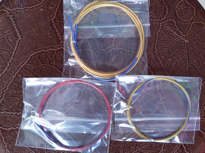 Lang Yun brand 128cm small zither professional performance grade piano half zither string zither accessories musical instrument accessories