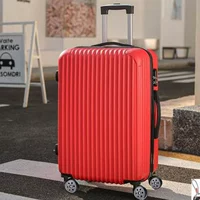 Красный обычный подарок моделя.