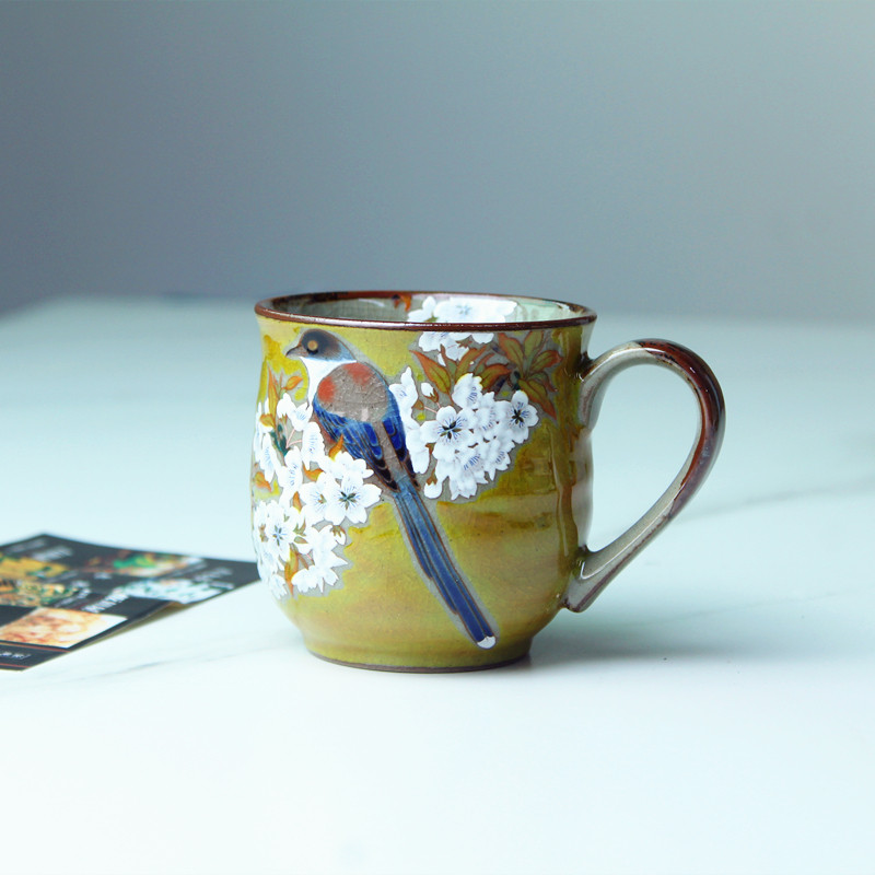 Japan imports Kyushu Handle Burn-hand-drawn ceramic mug yellow glazed cherry bird teacup coffee cup birthday present