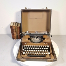 European antique Royal mechanical English vintage typewriter rare brown bar club decoration function ok