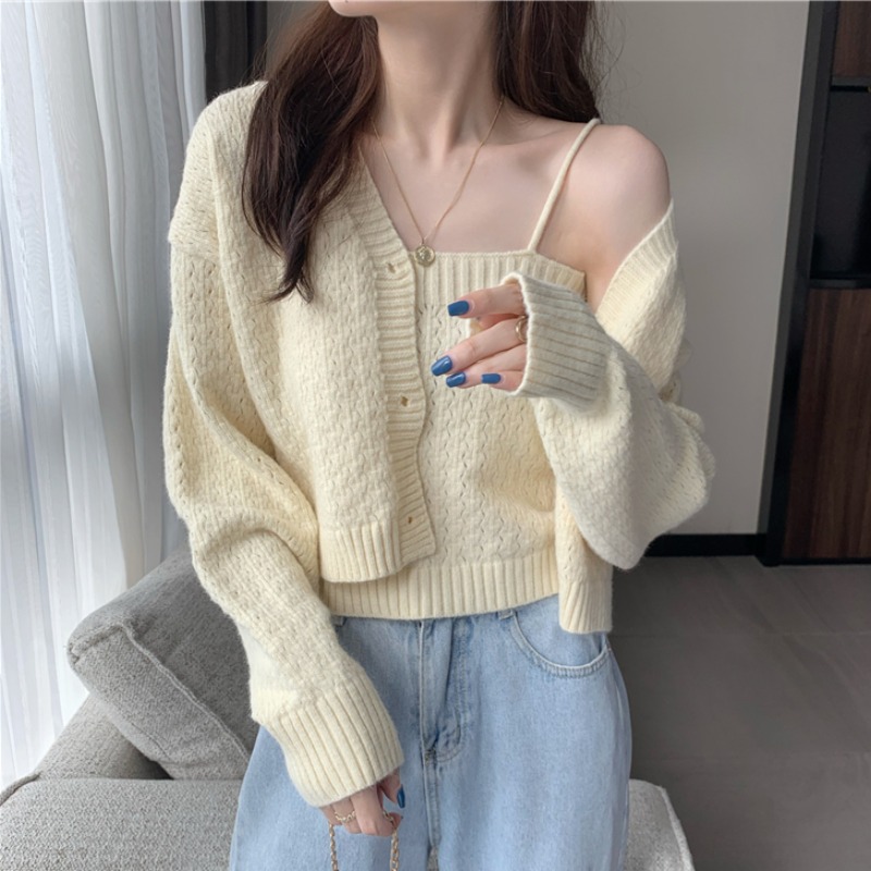Hot Sister Short Knitted Cardigan 2022 New Gentleness Wind Jacket Woman Spring Autumn Comeback Ancient Harbor Taste Design Sweater