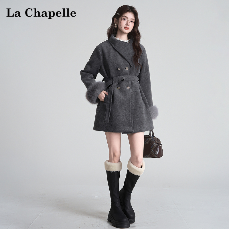 La Chapelle French Hepburn Style High-End Woolen Coat with Waist-Cinching, Slimming, Tie-Up Lapel, Woolen Overcoat for Women in Winter La Chapelle French Hepburn Style High-End Woolen Coat with Waist-Cinching, Slimming, Tie-Up Lapel, Woolen Overcoat for Women in Winter