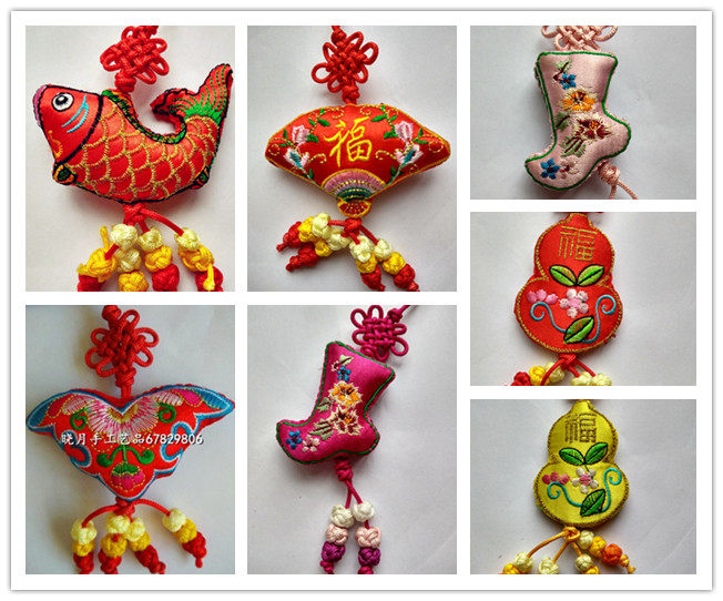 Qingyang folk bag embroidery shoes China knot-piece features handicraft handicraft decoration mobile phone chain small jewelry