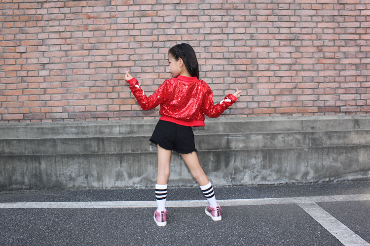 Cô gái đầu máy catwalk catwalk trang phục catwalk mô hình trẻ em catwalk trình diễn trang phục thủy triều cá tính trang phục thời trang - Trang phục đồ thể thao trẻ em