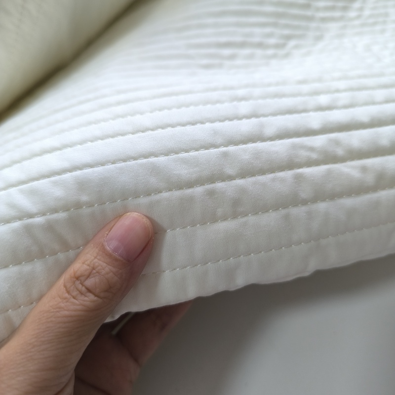 2.5m Wide-Width Class a Pure Cotton Quilted Embroidery Pressed Cotton DIY Autumn and Winter Cotton Jacket, Cotton Coat, Vest, Bag, Bedding Fabric