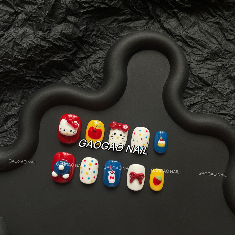 Original Design of Lamb Wearable Nails: Red and Blue Hello Kitty Short Round Handmade Wearable Nails, 10 Pieces