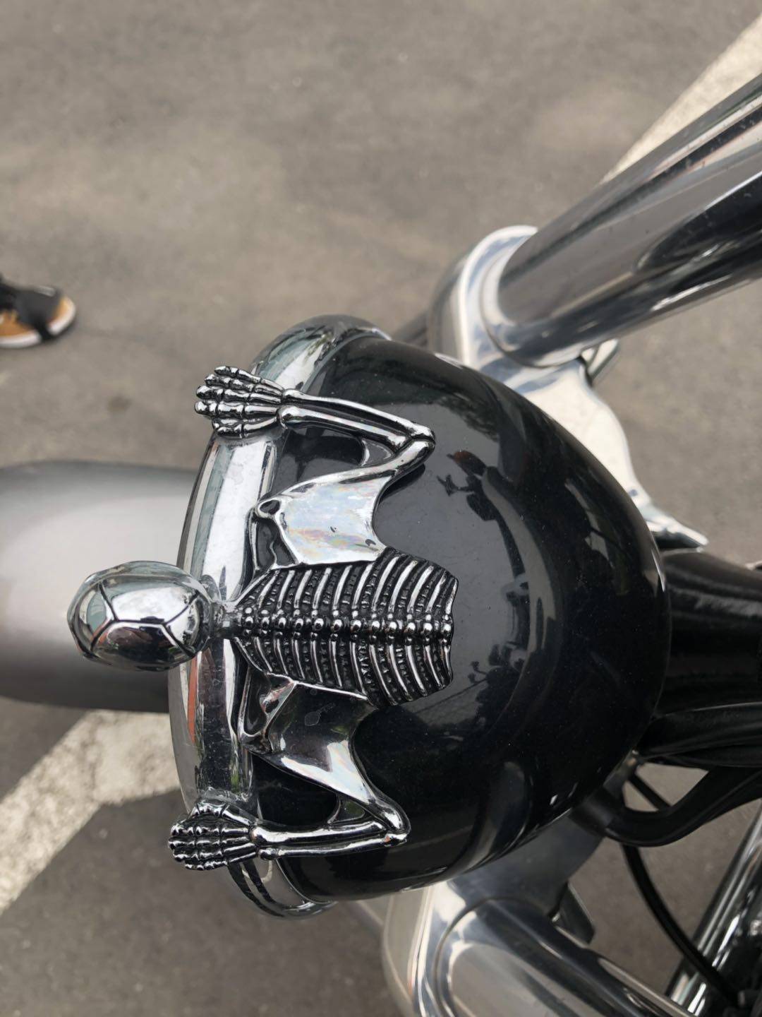 19507 American Harley Locomotive Modified Headlight Skull Decoration