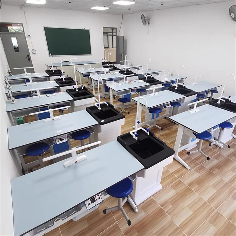 School students experimental demonstration of the Table Physical and Chemical Biological Sciences Classroom ventilation metal labor technology labor