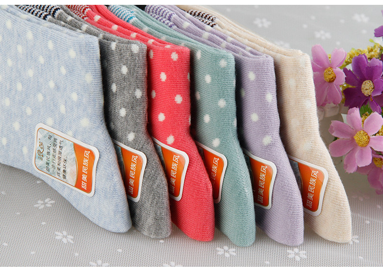 Langsha vớ nữ vớ cotton mô hình mùa hè trong vớ ống bốn mùa dày vớ nữ cao đẳng gió vớ sinh viên vớ thể thao tất trắng