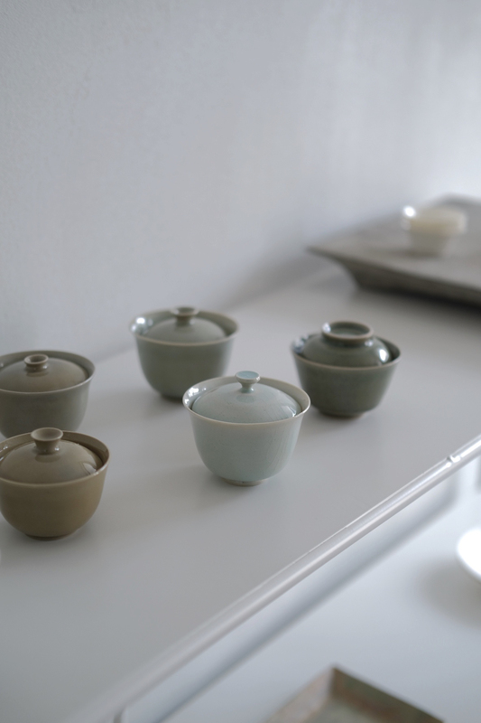 Leshan Kiln Ouyao Kiln Original Mineral Glaze Celadon Small Covered Bowl Tea Bowl Handmade Ceramic Tea Set Unique Item