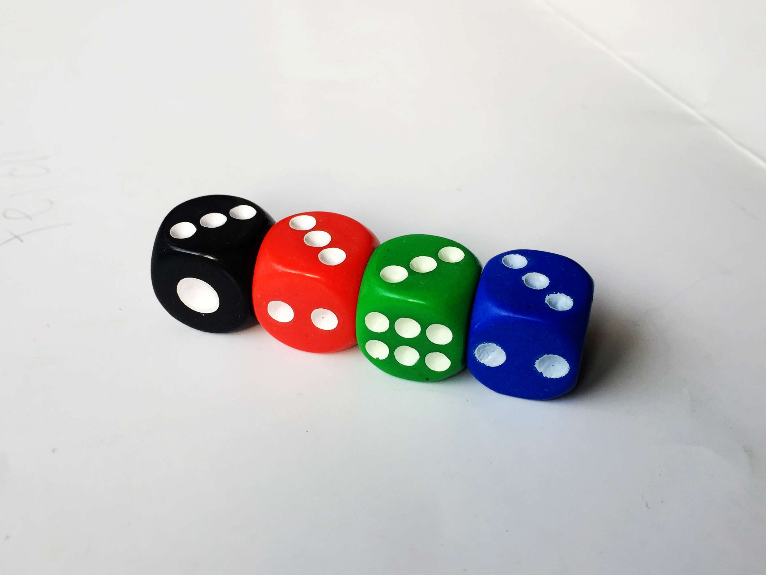 DICE fillet six-sided dice sieve color fling