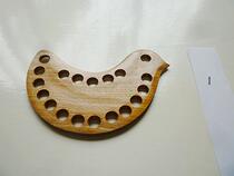 (Wooden) Imported high-quality hardwood Cross embroidery Little bird shaped winding board(19 holes)