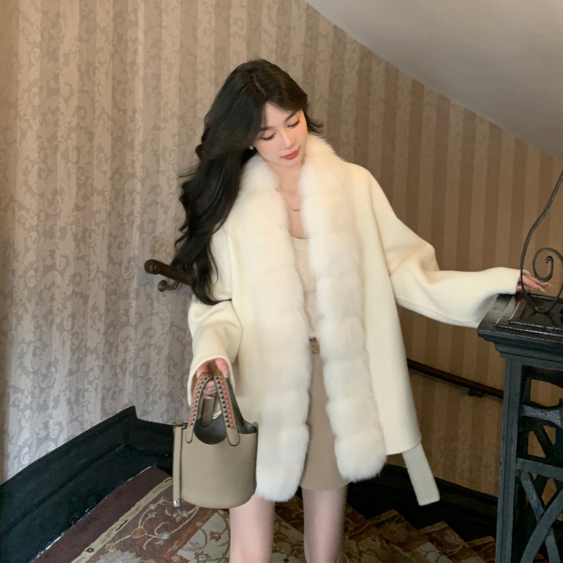 Korean Girl's 2025 New Style Fox Fur Collar Double-Sided Woolen Coat Mid-Length Woolen Jacket for Women Autumn and Winter Korean Girl's 2025 New Style Fox Fur Collar Double-Sided Woolen Coat Mid-Length Woolen Jacket for Women Autumn and Winter