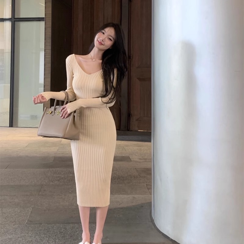2026 Autumn and Winter Elegant Style Super Slimming Bodycon Long Skirt Sexy Inner Layer Long Sleeve Knitted Dress for Women