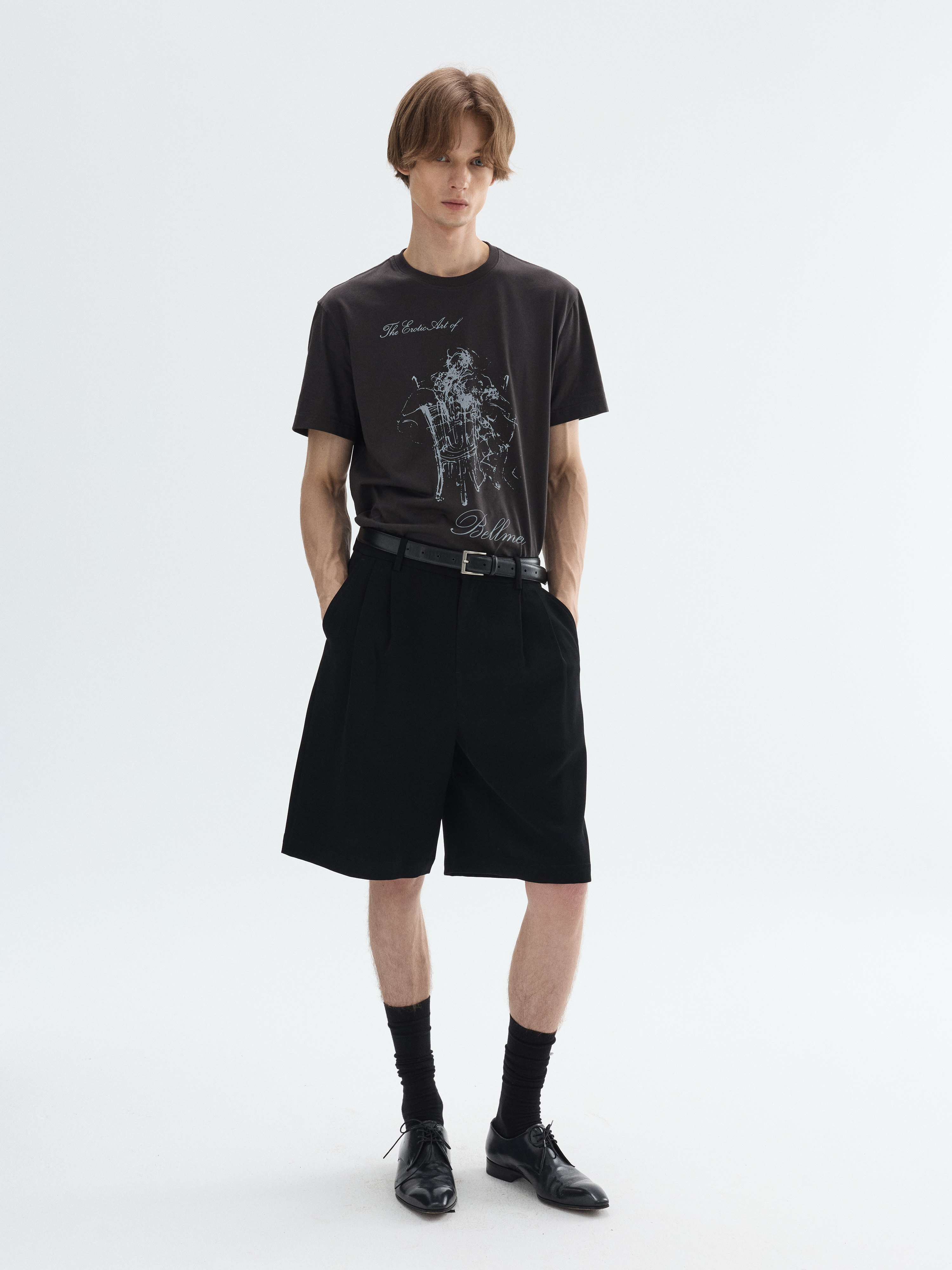 PURESQUARE Vintage Abstract Line Portrait Tee