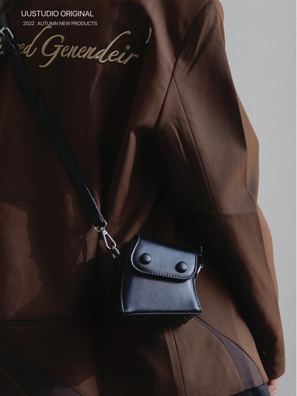 uustudio小众原创设计自制新款2022百搭扭扭包迷你单肩斜挎小方包