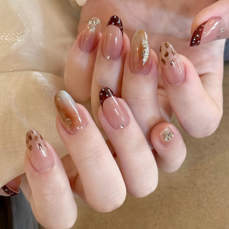 Oh Ni~ Purely Handcrafted Gradient French-Style Leopard Print Nail Art, Brown Color That Enhances Complexion, Dazzling Fake Nails