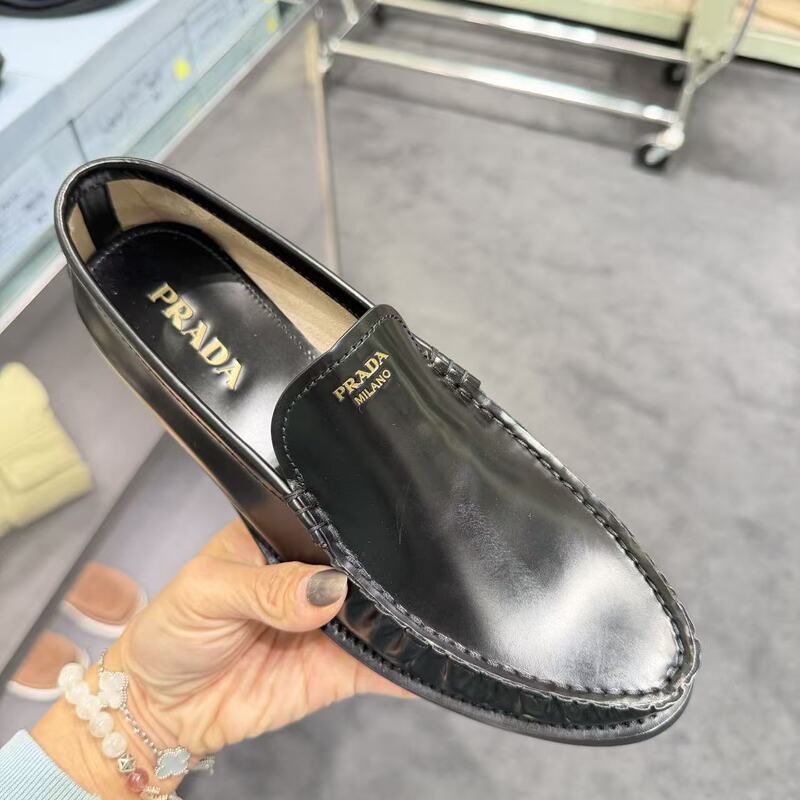 Prada Women's Black Loafers 1D991N P39 F0002 Purchasing Agent Lazt