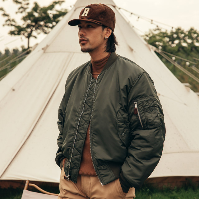 Red Wind MA1 ສົງຄາມໂລກຄັ້ງທີ 2 Flight Jacket Men's Air Bacteria Flight Suit Men's Autumn and Winter Loose Thickened Work Clothing Cotton Short Jacket