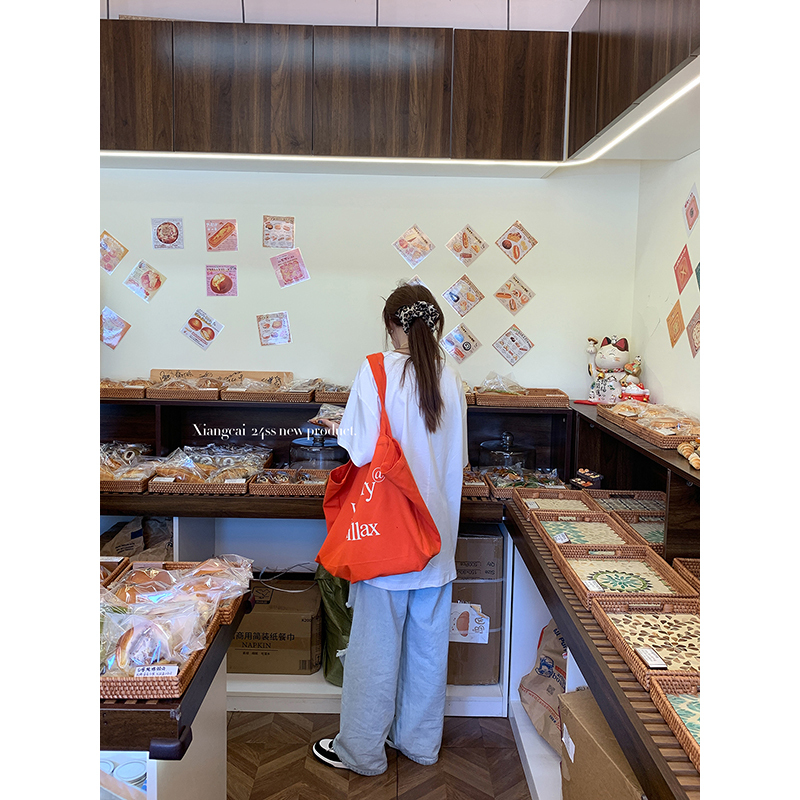 Coriander No Spicy Flavor Xiangcai Letter Print Canvas Bag 2026 New American Casual Versatile Women's Bag