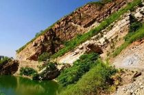 Huyu Scientific Exploration Geology Hiking Playing in the Water and Seeing the Vicissitudes of Life Recorded in Stones over the Hundreds of Years Dr. Peng