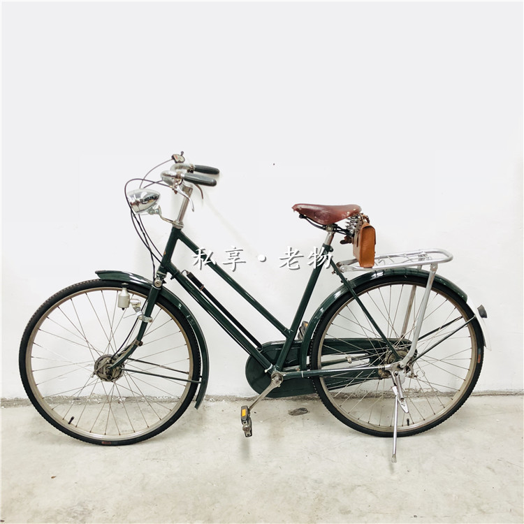 vintage UK Antique Blue-style Bike Collection Level Art Retro Ink Green