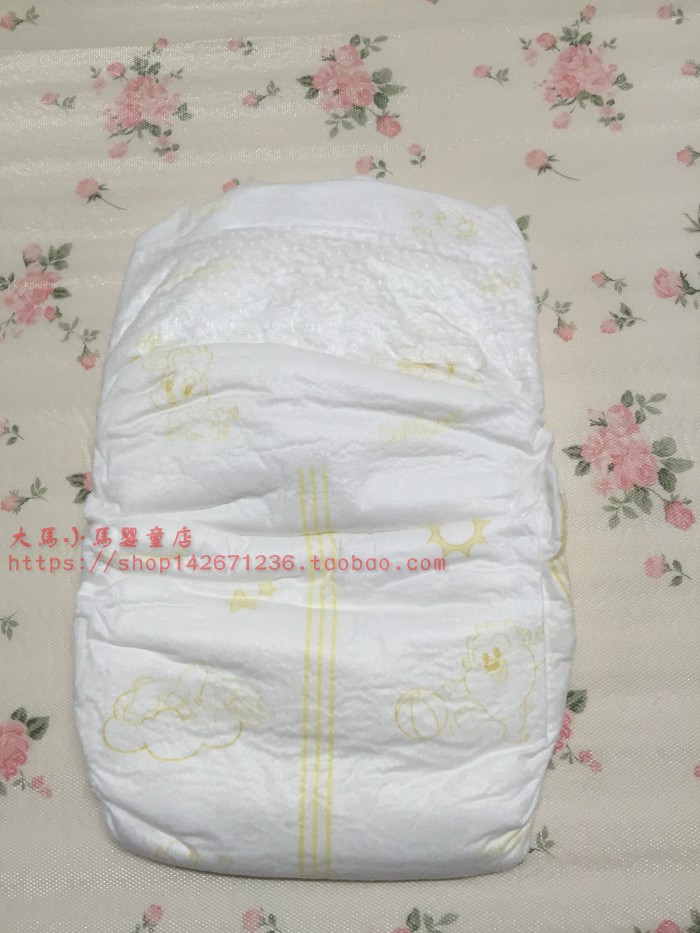 Tã mềm tình yêu siêu mỏng S42M36L30XL24 Tã siêu mỏng không kéo quần tã đặc biệt ưu đãi tã quần huggies size l