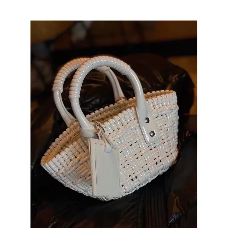 Маленькая вместительная вязаная handmade сумка, корзина, одно плечо, коллекция 2022