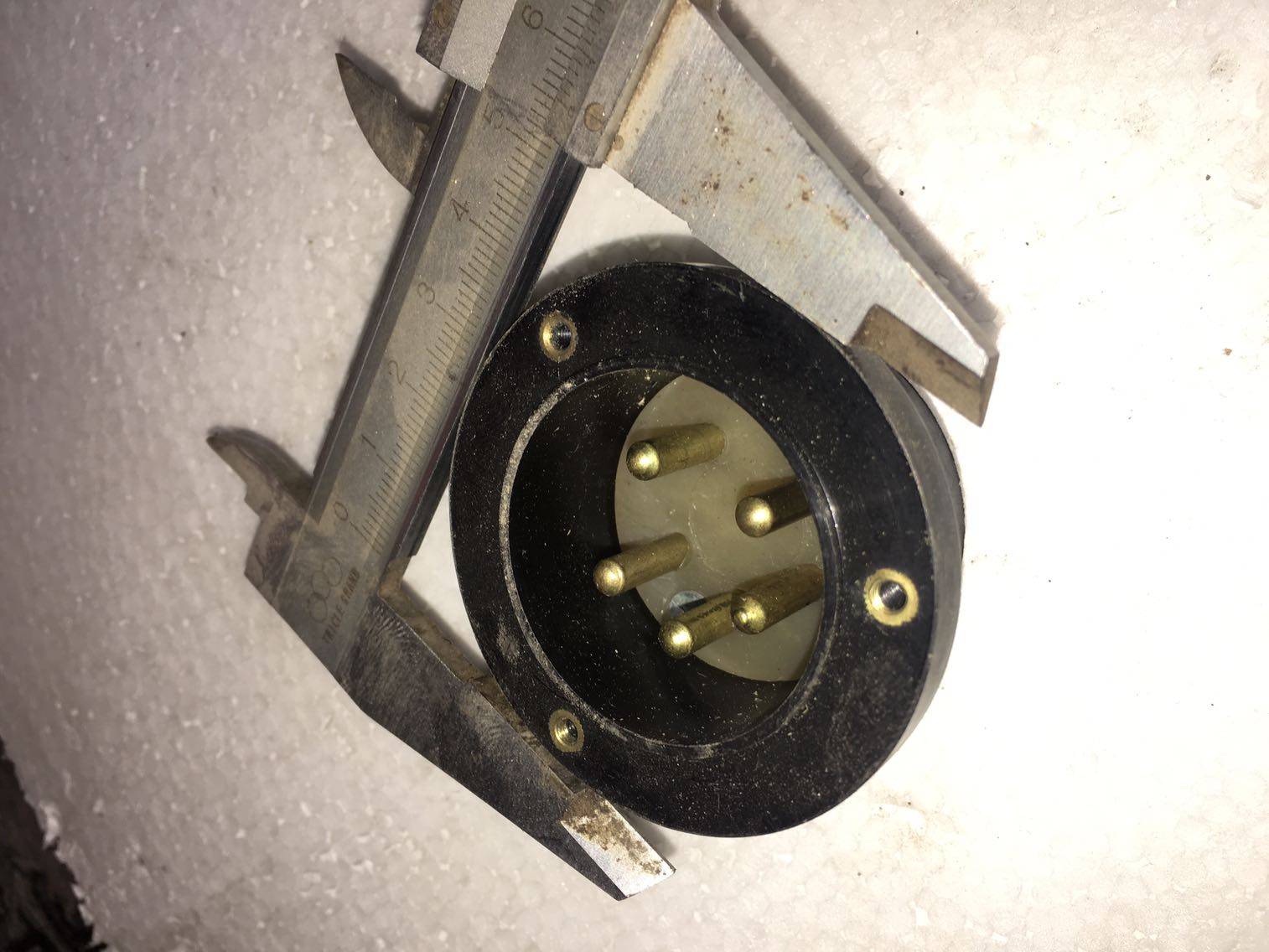 35mmmm projector cinematograph accessories Jiefang 103 power large wire socket (male)