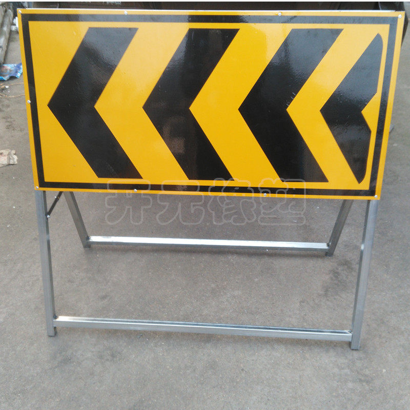 Full reflective road construction sign cards left to right pointing to signs can be customised with warning signs customizable