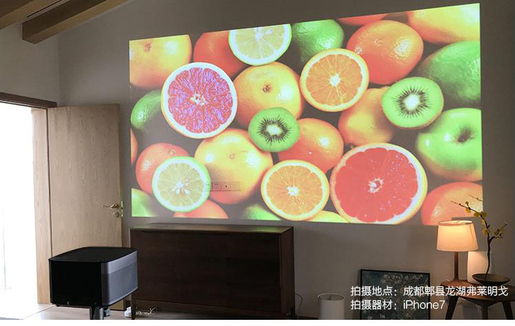 Máy chiếu cực đoan H2 home HD TV không màn hình thông minh nhỏ Máy chiếu WIFI không dây 1080P