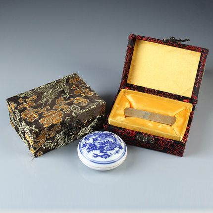 Seal box, stone box, jade seal box, packaging box, calligraphy and painting seal carving brocade box, seal box, personal name, box, gift box, exquisite square portable belt