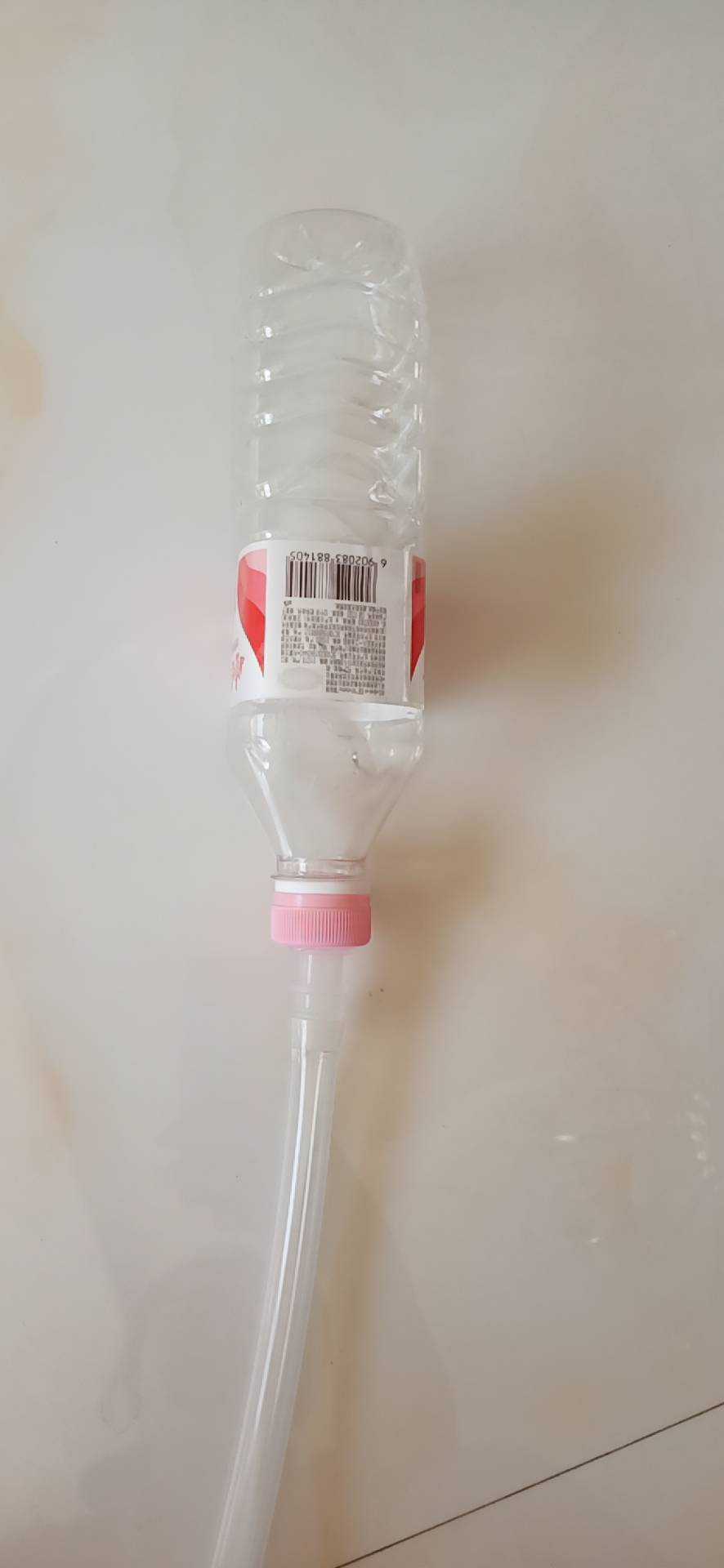 The water dispenser is ready to shoot, if it is broken, it will not be guaranteed. Please note the pipe model when you place an order