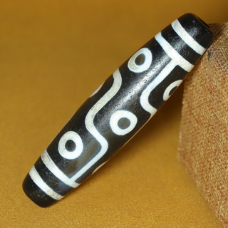 Тибетский черно-белый бусин-дзи с девятью глазами, натуральный старинный агат, с высоким содержанием масла, состаренный, с узором в виде подковы, подвеска-бусин-дзи с девятью глазами