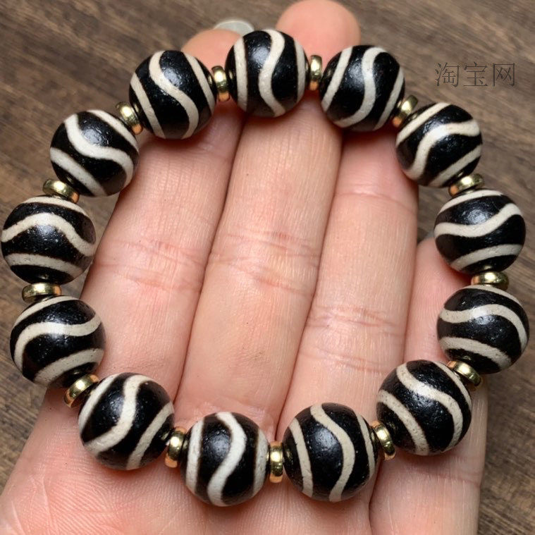 上肯天珠‼️西藏老礦吉祥型手工伝承水蓮華天珠 上肯老礦天珠‼️西蔵老礦吉祥古代精巧復元型水