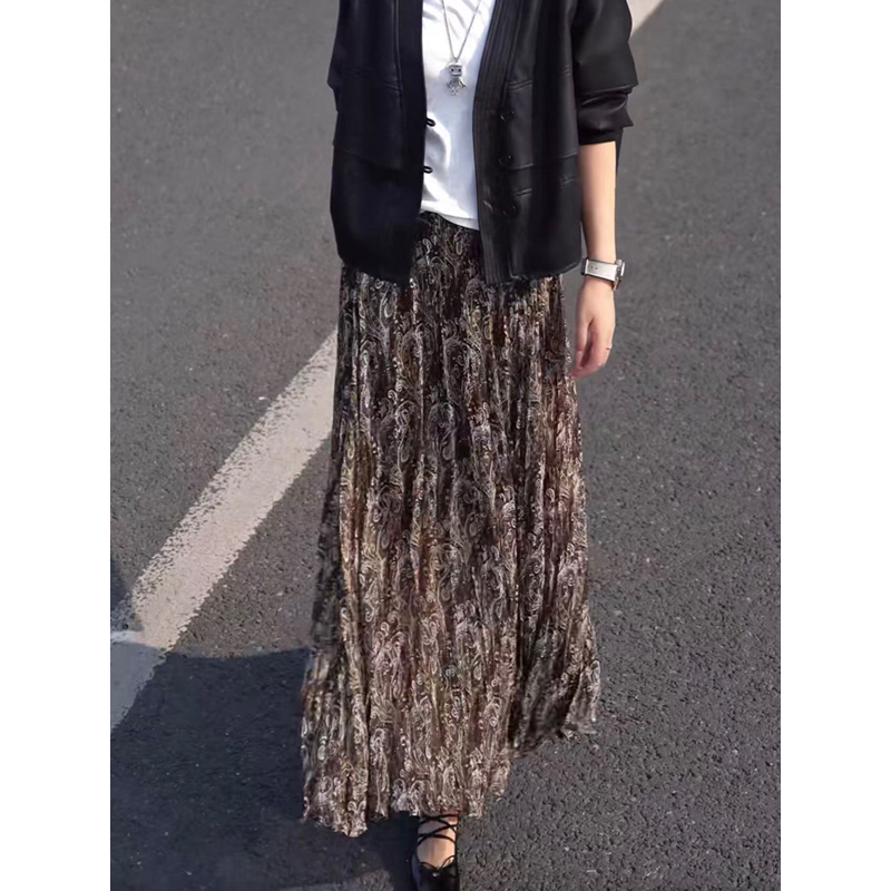 Plus Size 2026 Spring and Summer New Style Elegant Paisley Retro Skirt for Slightly Chubby Women, Loose and Slimming French-Style Dress