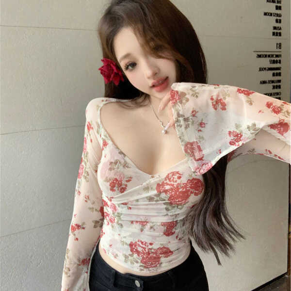 Red Printed V Neck Mesh Bell Sleeve T-Shirt for Women, Autum New Style, Pure Lust Style, Sexy Thin Slim Fit Top, Long Sleeve