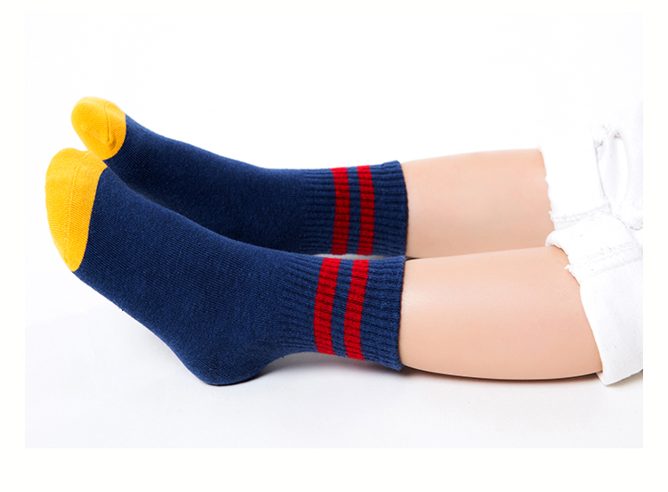 Vớ trẻ em mùa thu và mùa đông 1-3-5-7-9 tuổi Tất bé vớ mùa thu cotton ống vớ bé trai vớ thể thao thời trang cho bé
