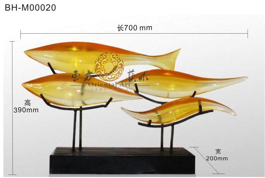 Transparent Chinese-style fish sculpture ornaments year after year, fish like fish in water, suitable for hotel club model room decorations