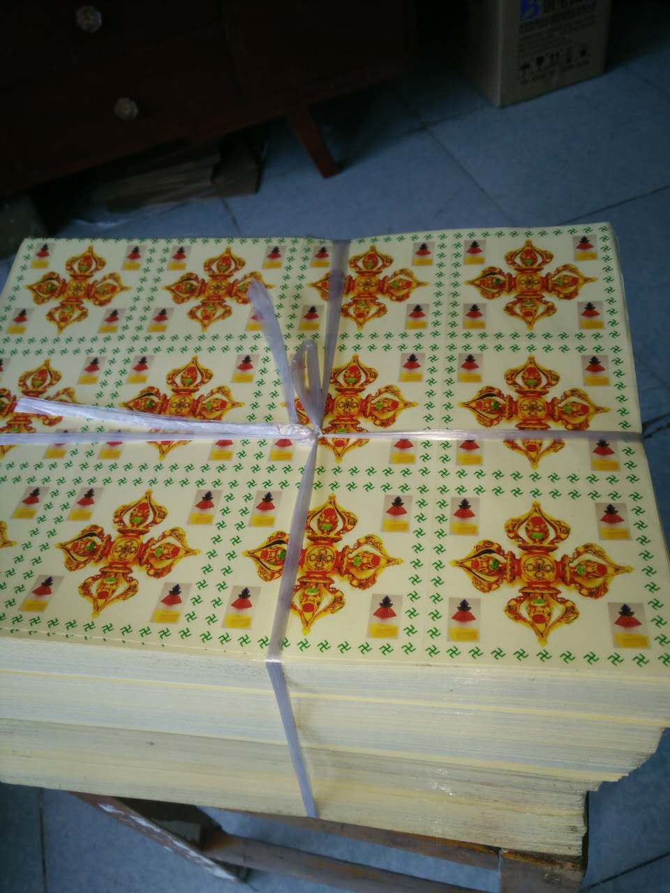 Tower Gong De Ticket No. 326 8 cm diameter Diamond Sticker Paper Tower Making Material for 12 pieces