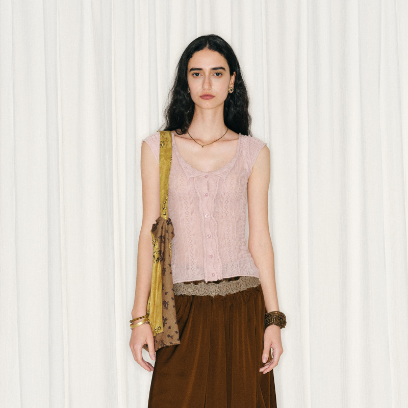 Zhong Chuxi's Same Style Palavas Girl's Prayer Knit Top, Sweet and Age-Reducing, with Small Flutter Sleeves and Hollow-Out Sweater for Summer Zhong Chuxi's Same Style Palavas Girl's Prayer Knit Top, Sweet and Age-Reducing, with Small Flutter Sleeves and Hollow-Out Sweater for Summer