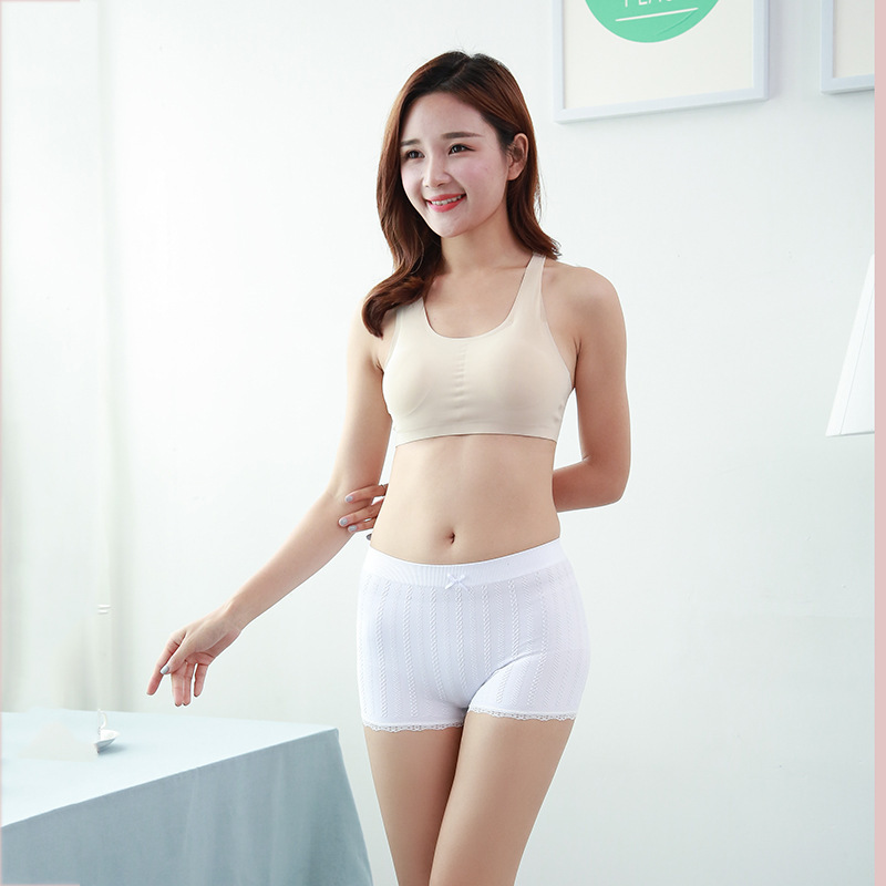 Mùa hè ren ren quần an toàn gai womens ba điểm quần quần short đáy quần bảo hiểm cao đàn hồi chống ánh sáng mỏng.